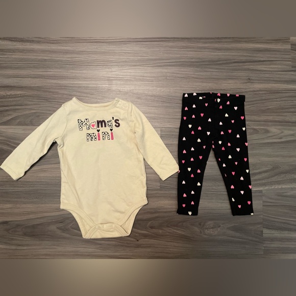 Garanimals Beige Long Sleeve Onesie and Black Heart Leggings Set size 6/9M - Picture 1 of 6